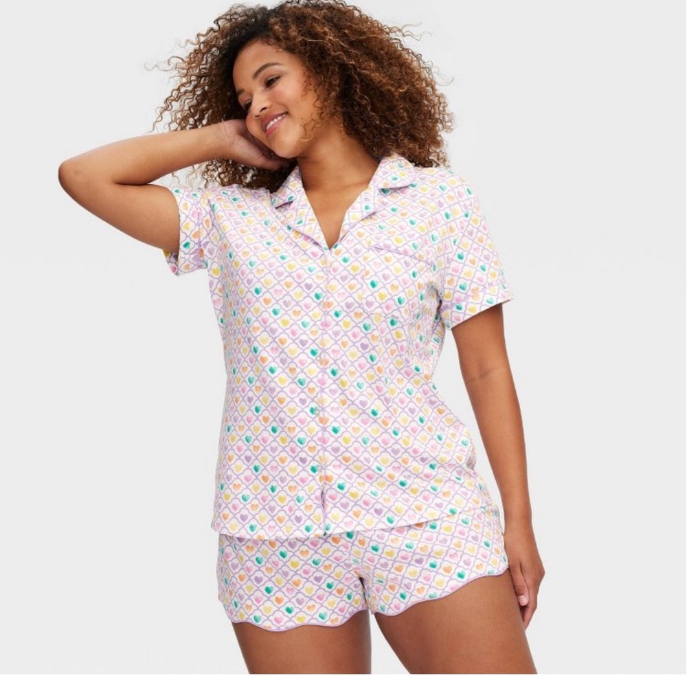 Roller rabbit x Target Exclusive geo hearts short sleeve pajamas - Picture 1 of 3